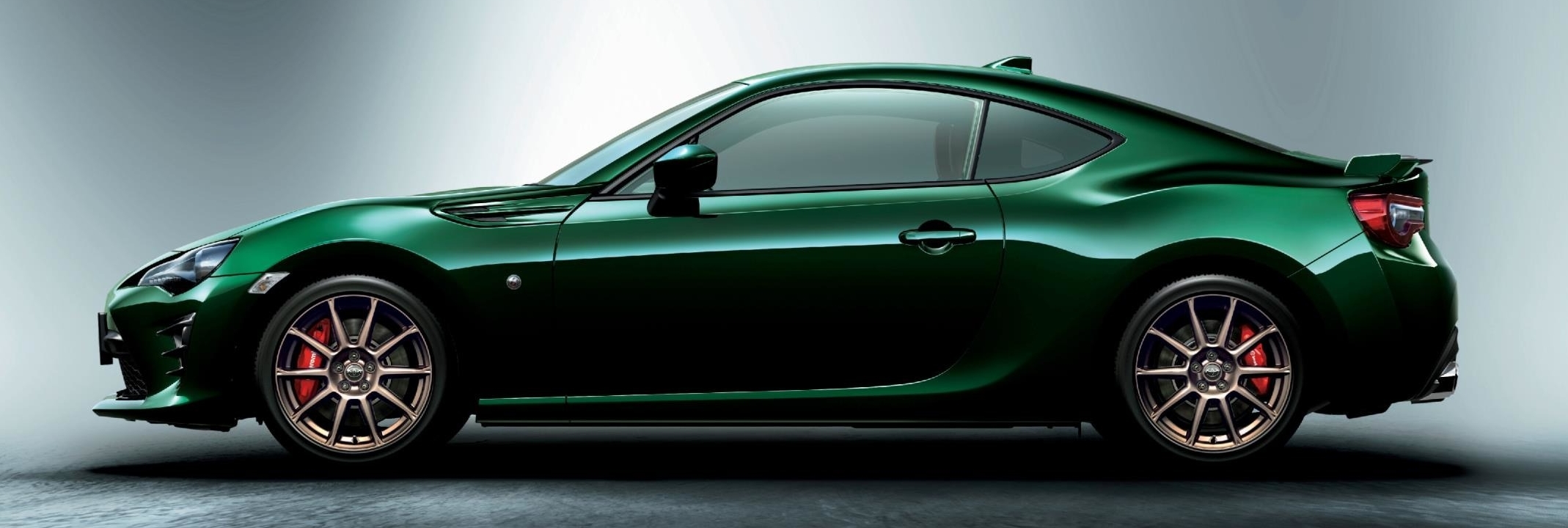 特別仕様車 GT“British Green Limited”
