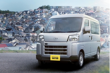 デラックス(2WD CVT)